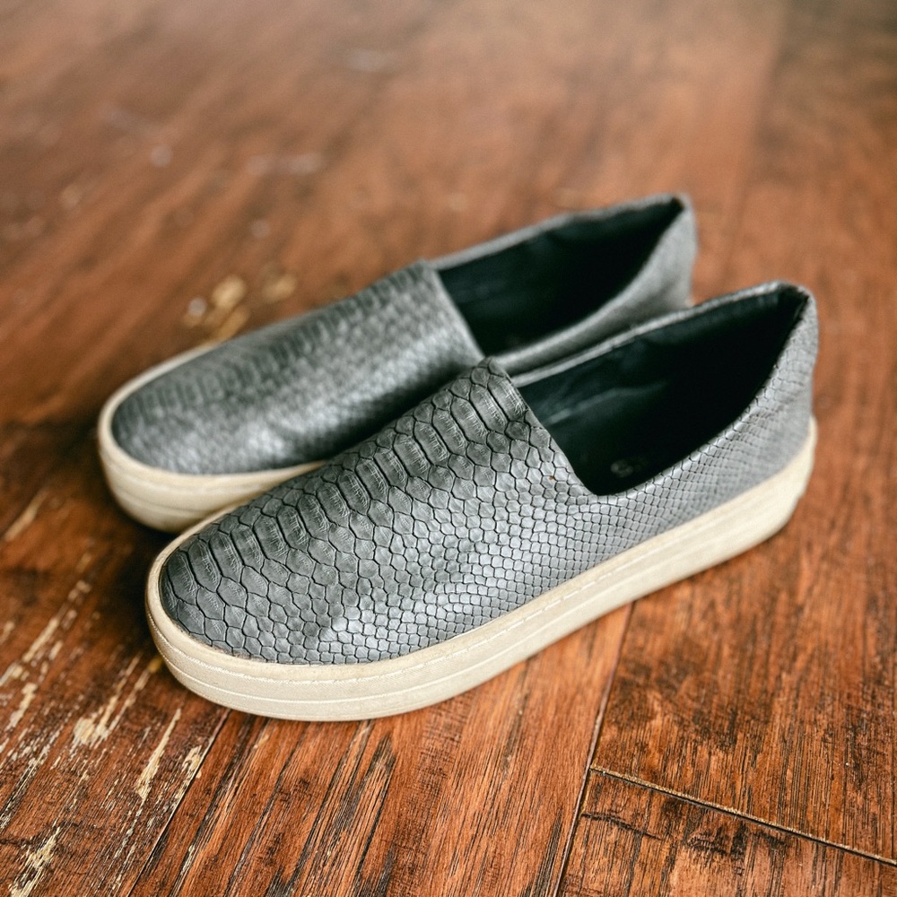 J/Slide Women’s Snake Skin Sneaker